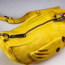 FUNKO Loungefly X Disney The Nightmare Before Christmas Toy Undead Duck Crossbody Bag -Camel Favour loungefly x disney the nightmare before christmas toy undead duck crossbody bag 802548