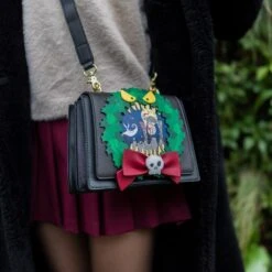 FUNKO Loungefly X Disney The Nightmare Before Christmas Wreath Collection -Camel Favour loungefly x disney the nightmare before christmas wreath collection 181271