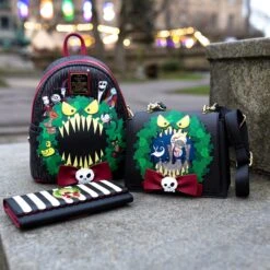 FUNKO Loungefly X Disney The Nightmare Before Christmas Wreath Collection -Camel Favour loungefly x disney the nightmare before christmas wreath collection 718763