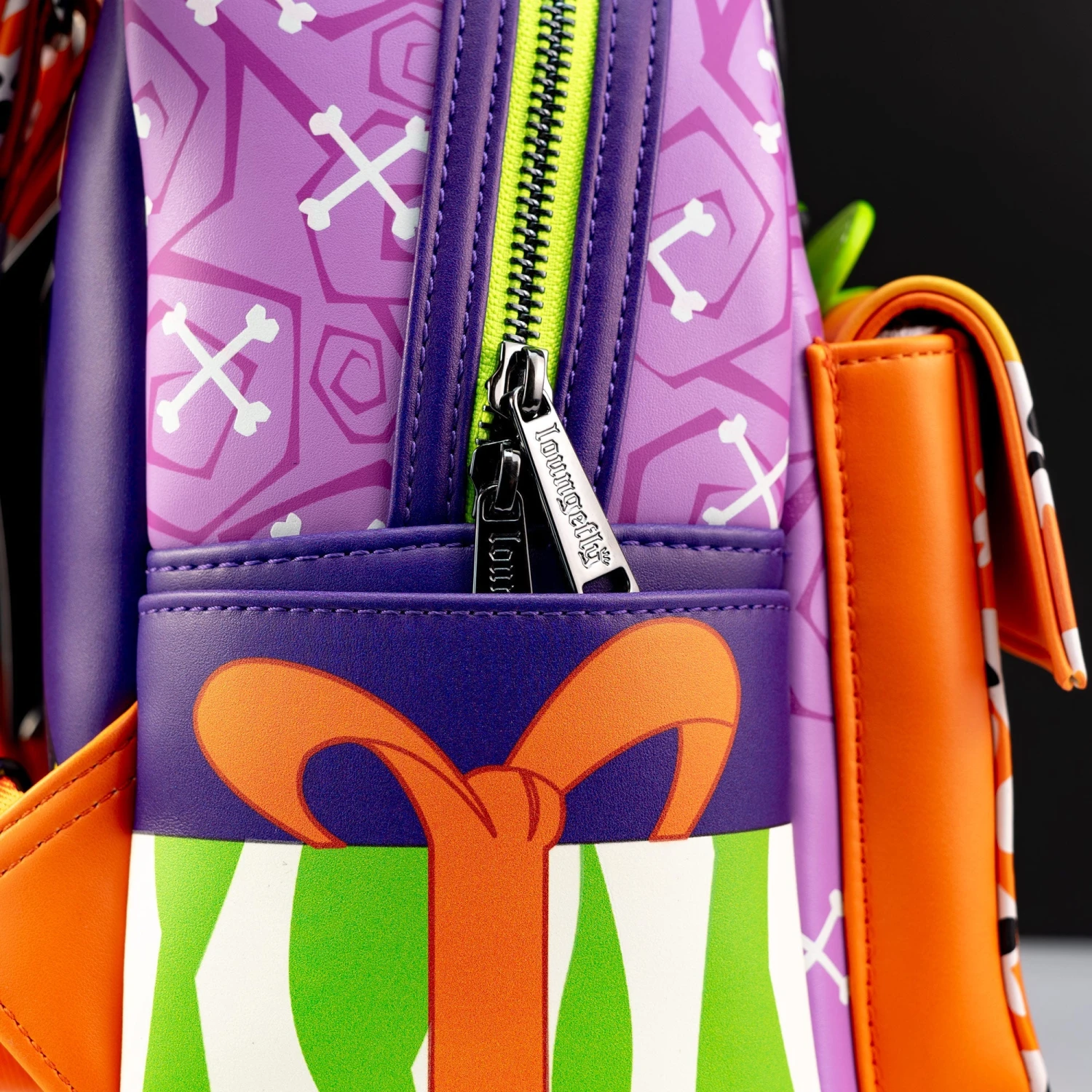 FUNKO Loungefly X The Nightmare Before Christmas Scary Teddy Present Mini Backpack 5 FUNKO Loungefly X The Nightmare Before Christmas Scary Teddy Present Mini Backpack - Image 5